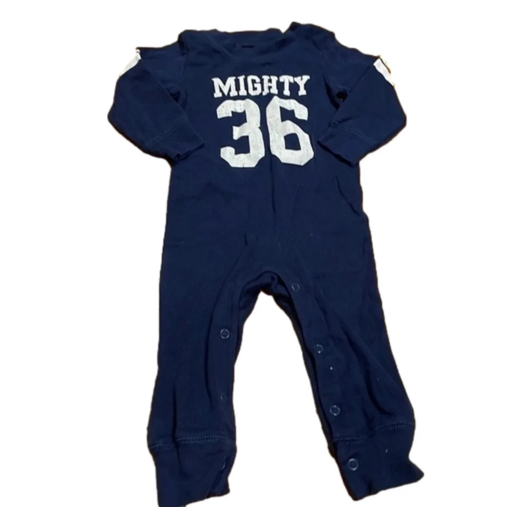 CARTER'S Carters 9 month boy one piece good condition